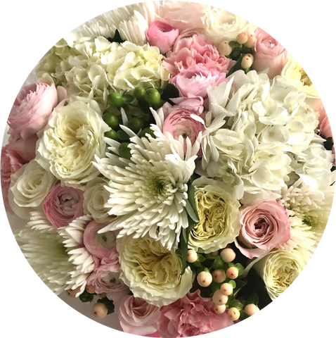 Assorted flower box - seasonal selection